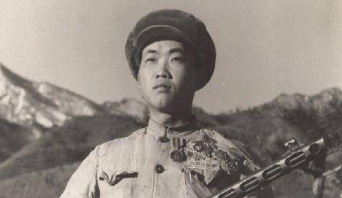 中国“超级兵王”：他一人坚守两个阵地，打退敌军五个营