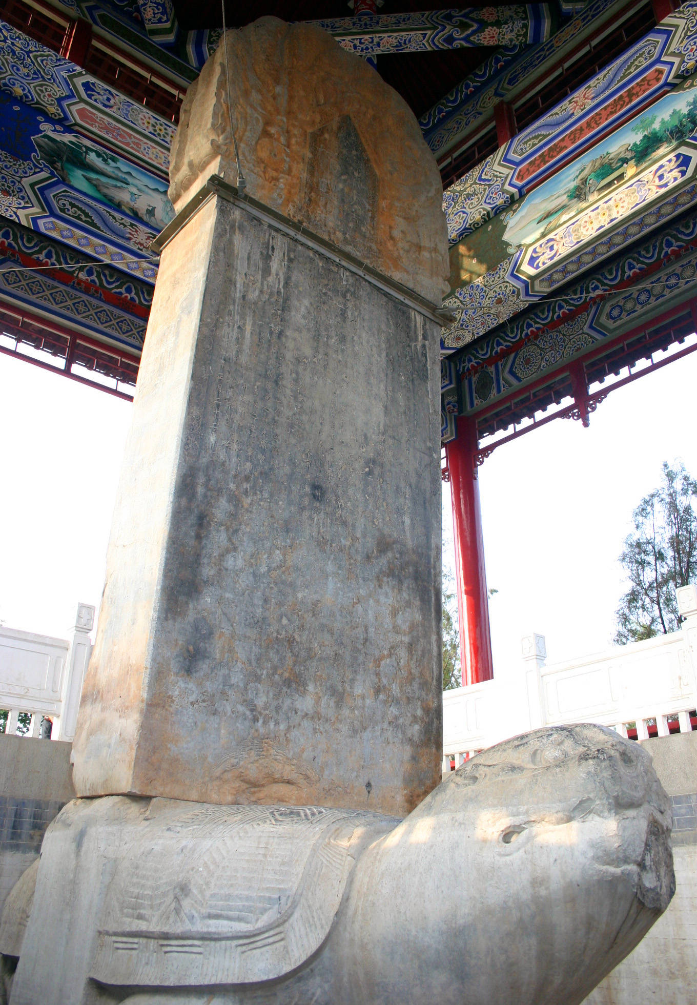 鹿邑太清宫：李母碑上的弹痕是日本飞机打的