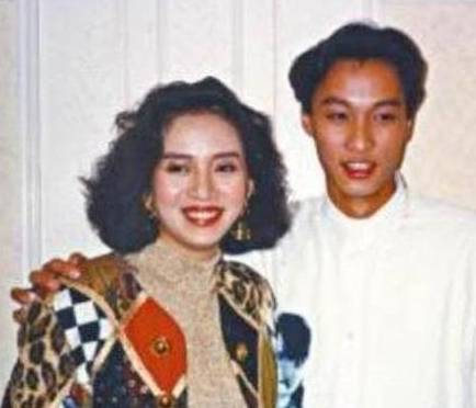 胡歌第一部电视剧：黄磊的老婆、梅艳芳的弟子，还有最美纪晓芙！