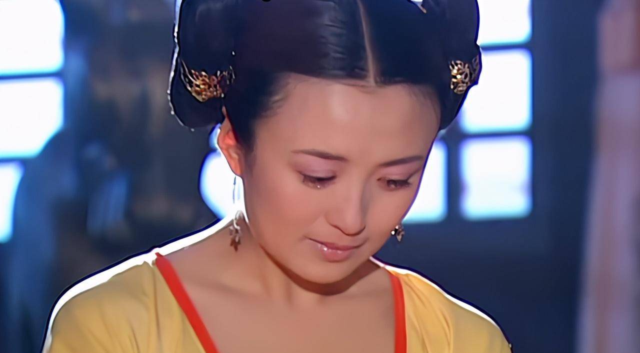 《至尊红颜》贾静雯主演的一部玛丽苏之作，女配徐盈盈是亮点