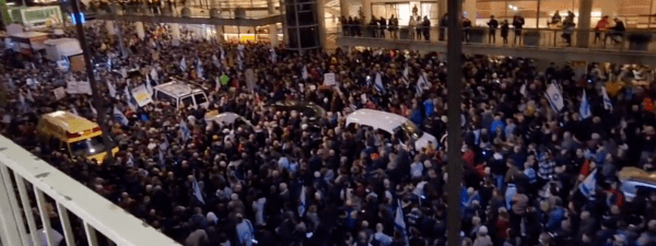 “堪比纳粹”，8万人抗议以色列新政府司法改革