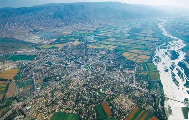 【地理观察】中国这11个风水最好的城市，有你家乡吗？中国十大河流，哪一条经过你的家乡？