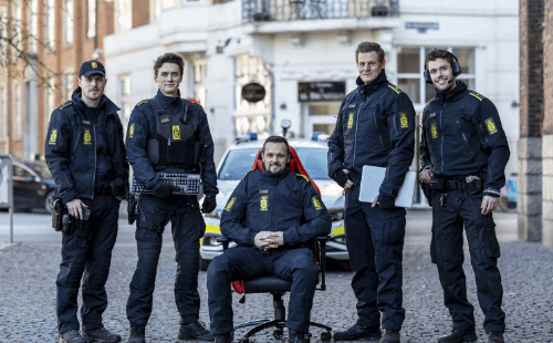 网络不是法外之地！丹麦警察组队玩网游寻找潜在罪犯
